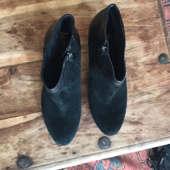 Sam Edelman booties - Picture 2 of 6